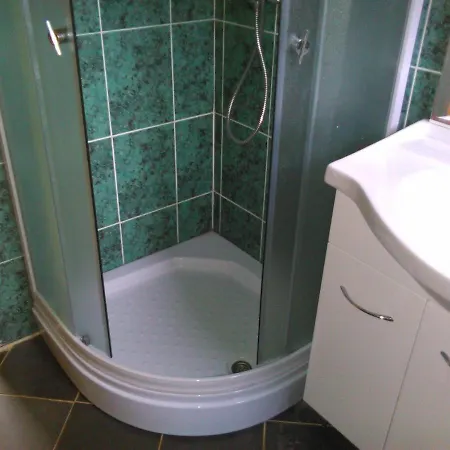 Secluded Fisherman's Cove Kobiljak, - 11391 Ferienhaus