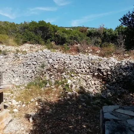 Secluded Fisherman's Cove Kobiljak, - 11391 Semesterbostad