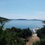 Secluded Fisherman's Cove Kobiljak, - 11391 Pašman
