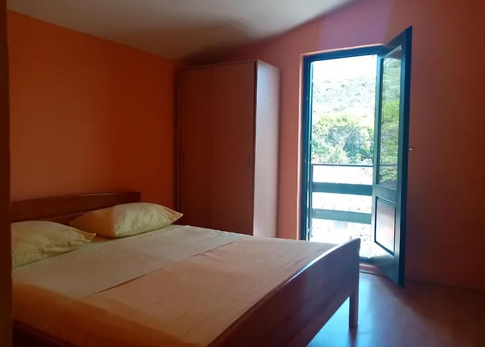 Дом отдыха Secluded Fisherman's Cove Kobiljak, - 11391 Пашман